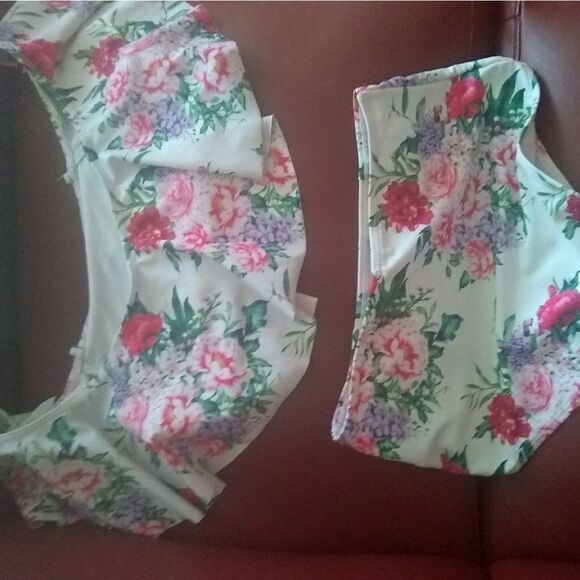 River island off the shoulder two piece bathing suit woman size medium - Picture 1 of 6
